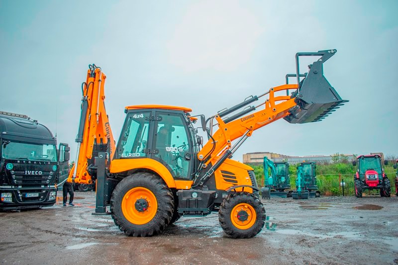 Buldoexcavatoare 880 S STAGE V leviere 